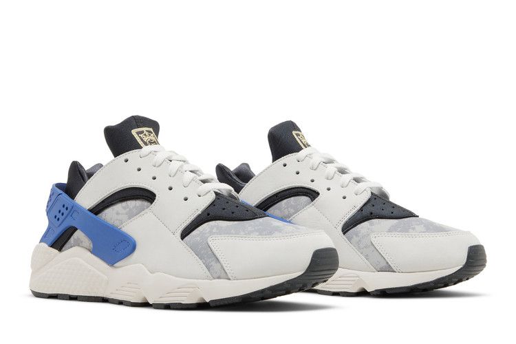 Nike Air Huarache Social FC - DR0286-100