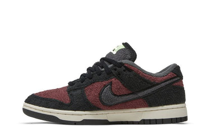 Nike Dunk Low SE Fleece Burgundy Crush