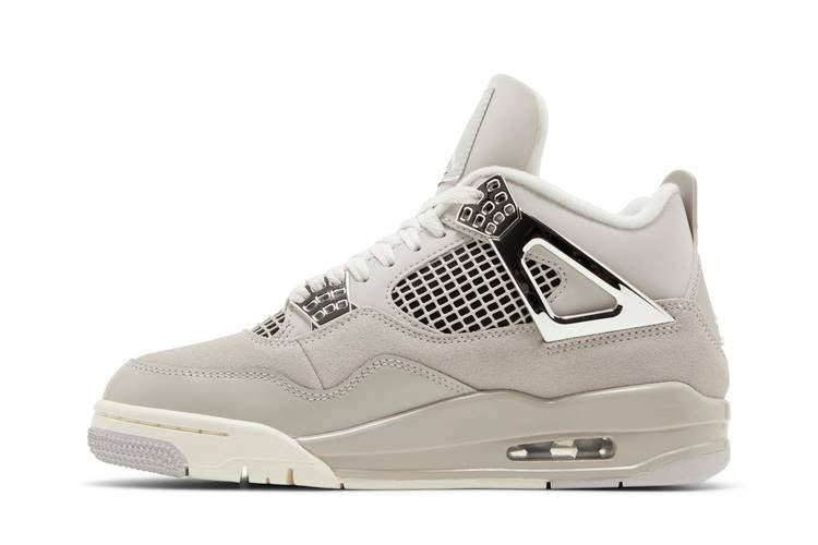 Air Jordan 4 Retro Frozen Moments