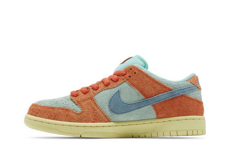 Nike SB Dunk Low Orange Emerald Rise