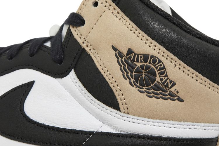 Air Jordan 1 Retro High OG Latte