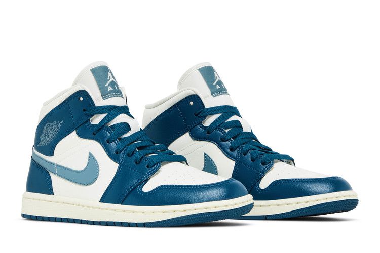 Air Jordan 1 Mid Sky J French Blue