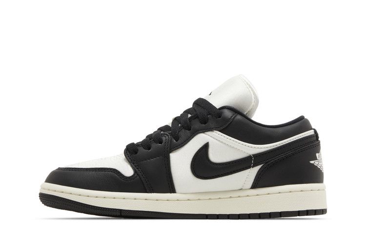 Air Jordan 1 Low SE Vintage Panda