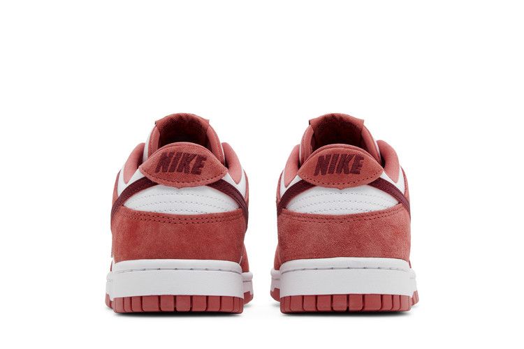 Nike Dunk Low Valentine's Day