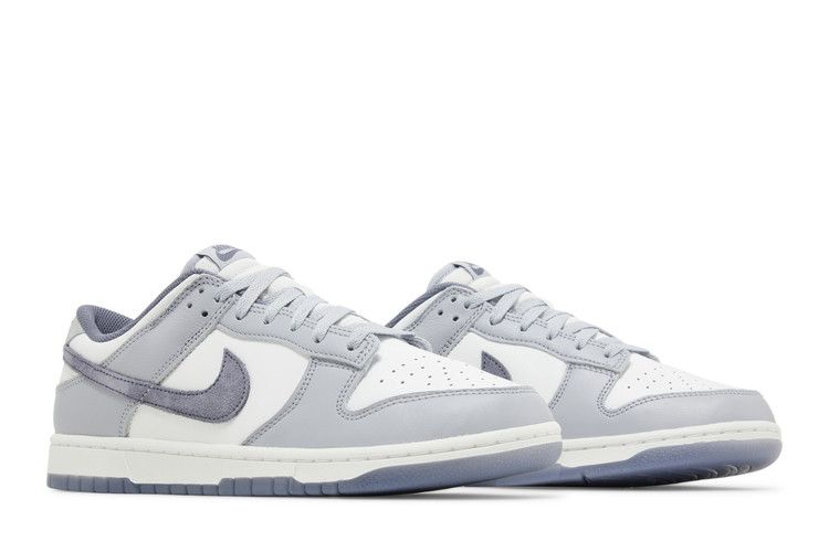 Nike Dunk Low SE Light Carbon