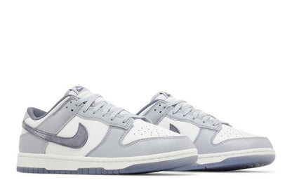 Nike Dunk Low SE Light Carbon