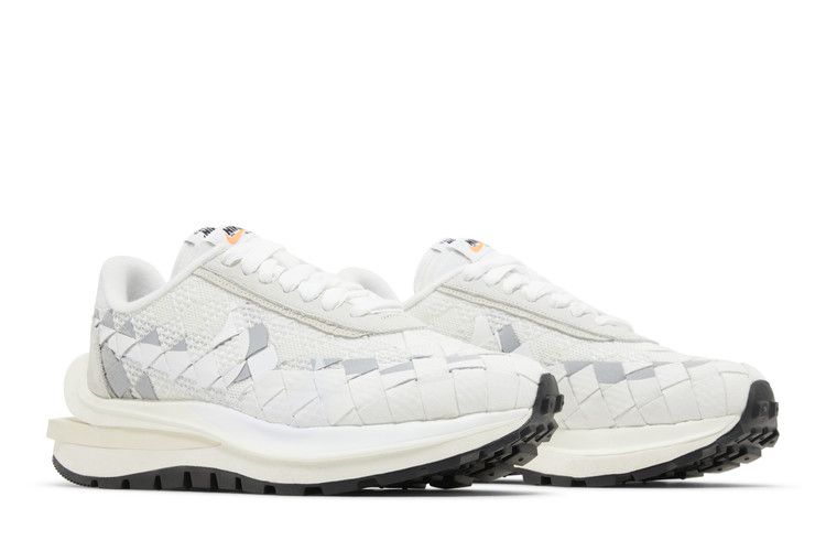 Nike Vaporwaffle Woven Sacai Jean Paul Gaultier White - DR5209-100