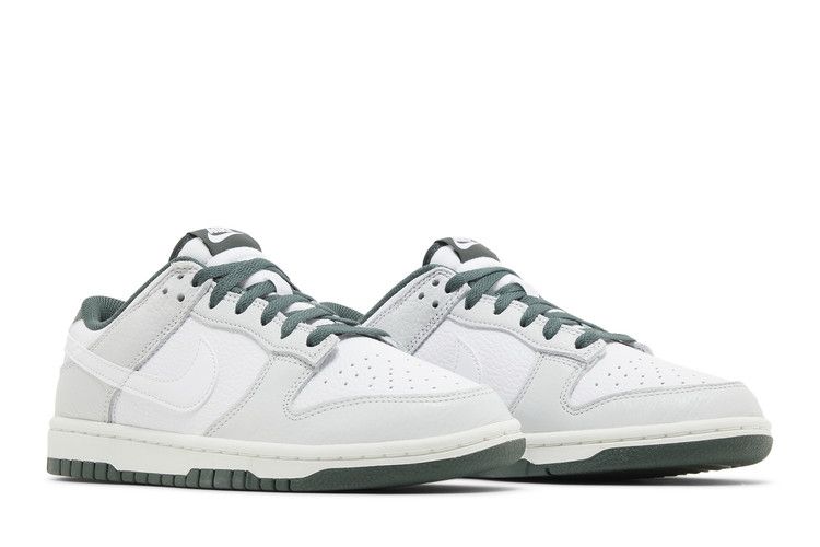 Nike Dunk Low Retro SE Photon Dust Vintage Green - HF2874-001