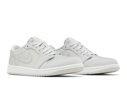 Air Jordan 1 Low OG Metallic Silver