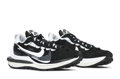 Nike Vaporwaffle Sacai Black White