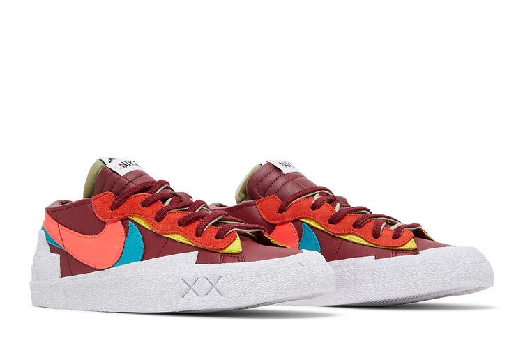 Nike Blazer Low Sacai Kaws Team Red - DM7901-600