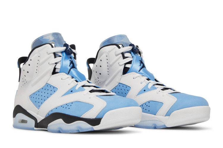 Air Jordan 6 UNC