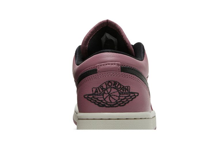 Air Jordan 1 Low Mulberry