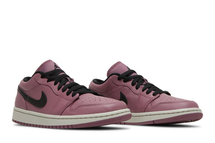 Air Jordan 1 Low Mulberry