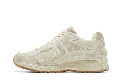 New Balance 2002R Protection Pack Distressed