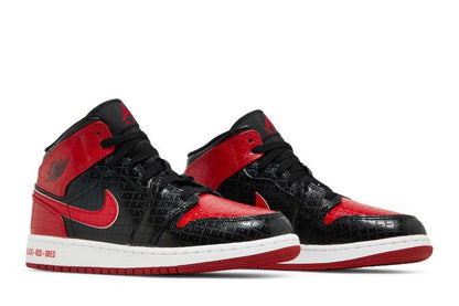 Air Jordan 1 Mid Bred Text