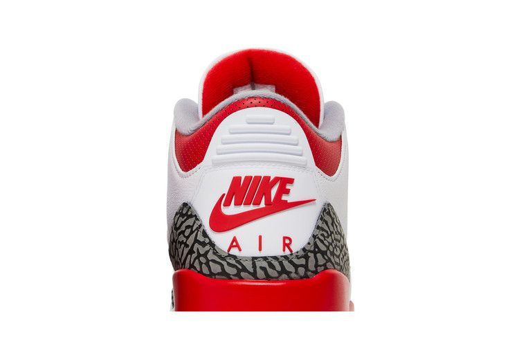 Air Jordan 3 OG Fire Red