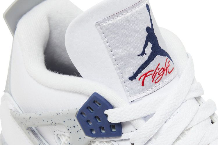 Air Jordan 4 Midnight Navy