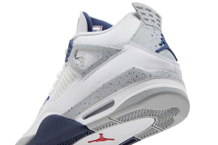 Air Jordan 4 Midnight Navy