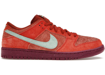 Nike SB Dunk Low Mystic Red